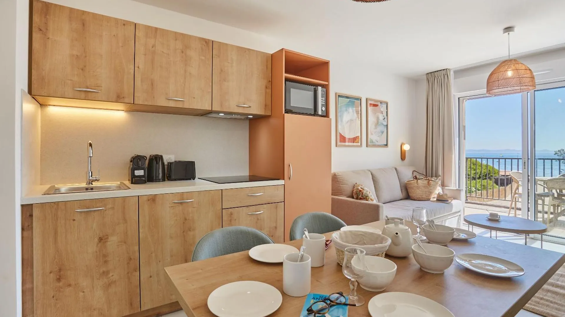 Residence Prestige Odalys Riviera Hyeres 0*,  France